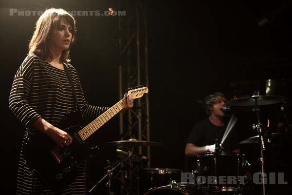 BLOOD RED SHOES - 2009-12-09 - PARIS - La Fleche d'Or - 